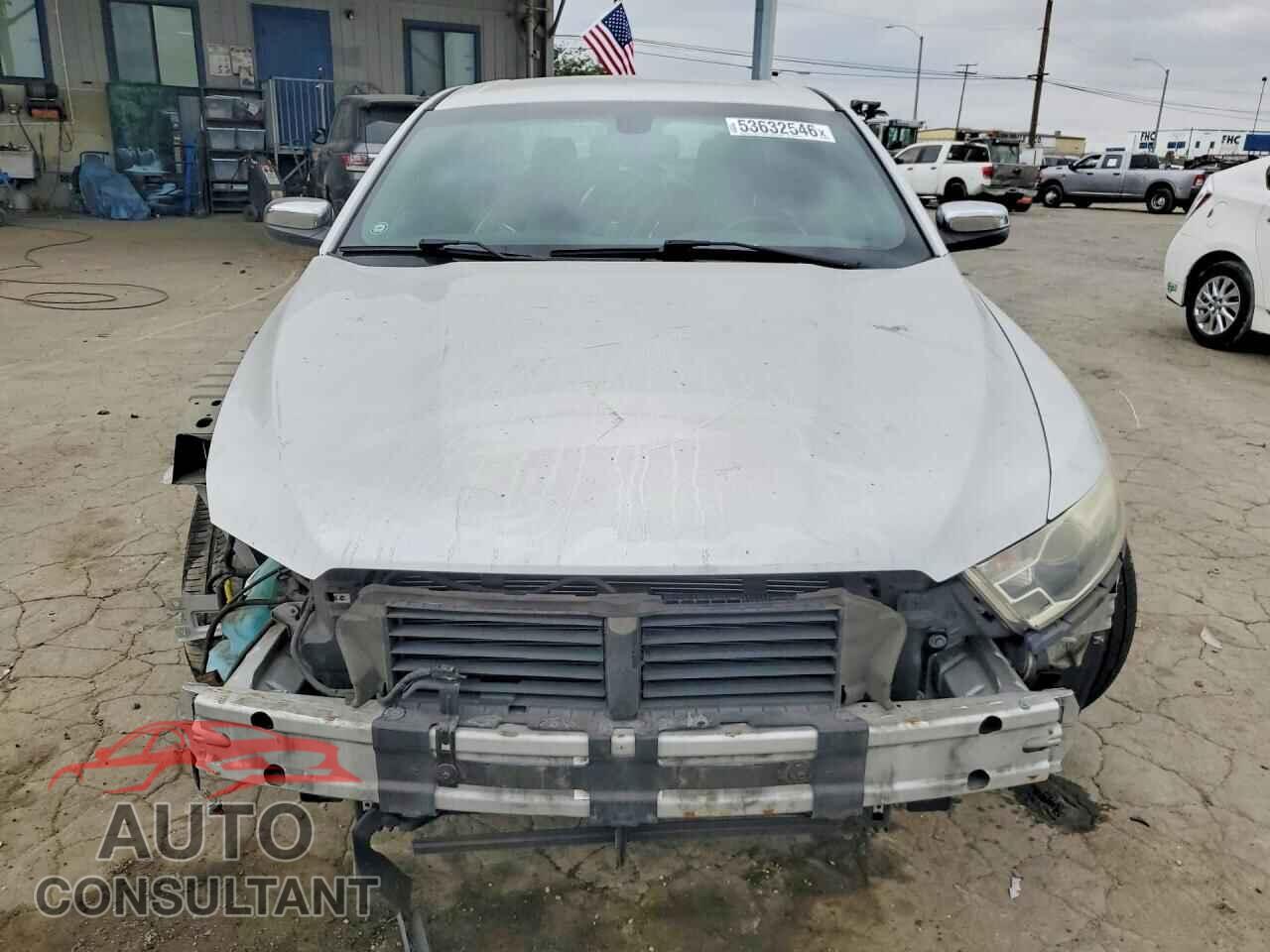 FORD TAURUS 2013 - 1FAHP2F80DG217557