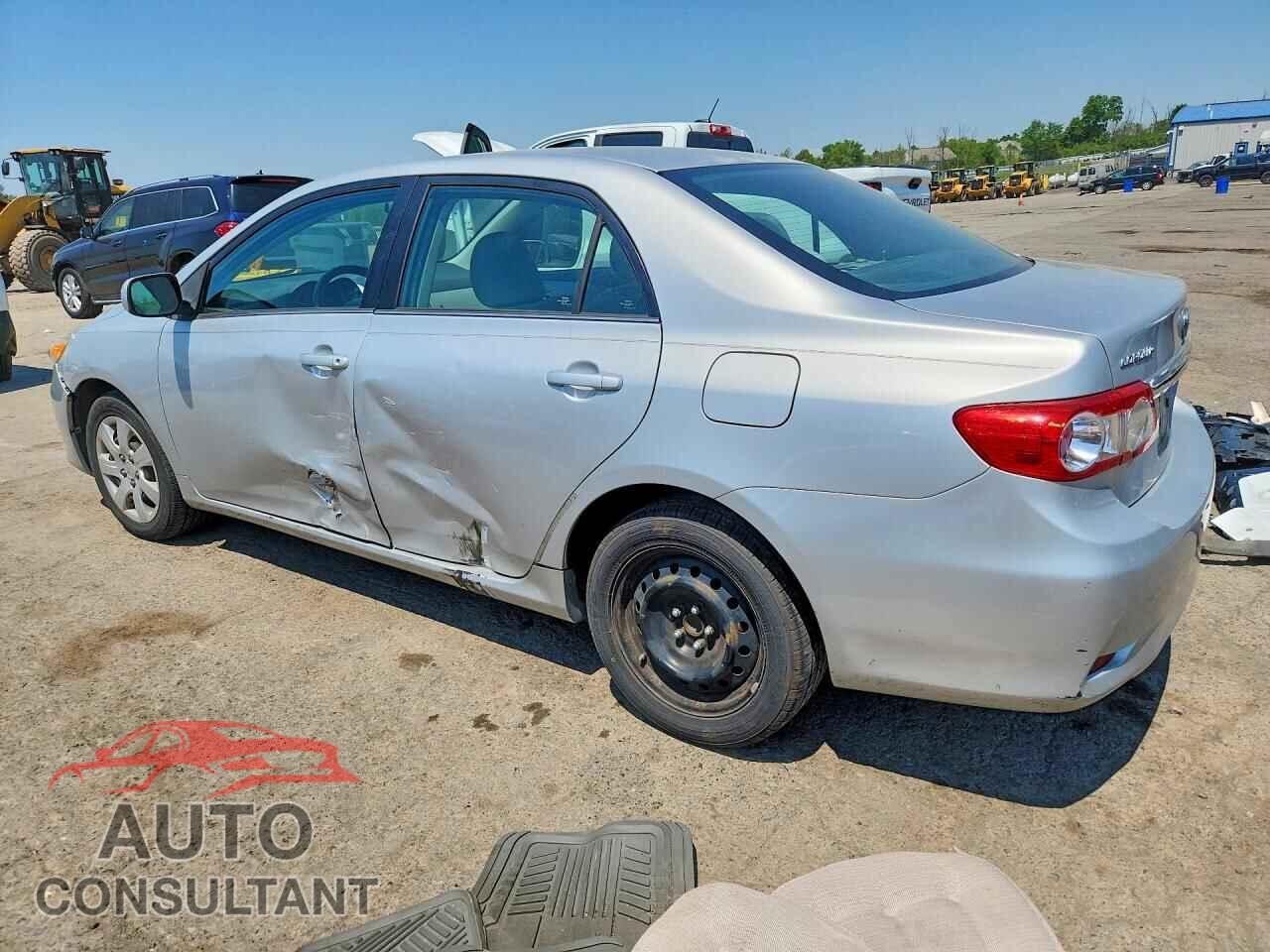 TOYOTA COROLLA 2013 - 5YFBU4EE5DP096177