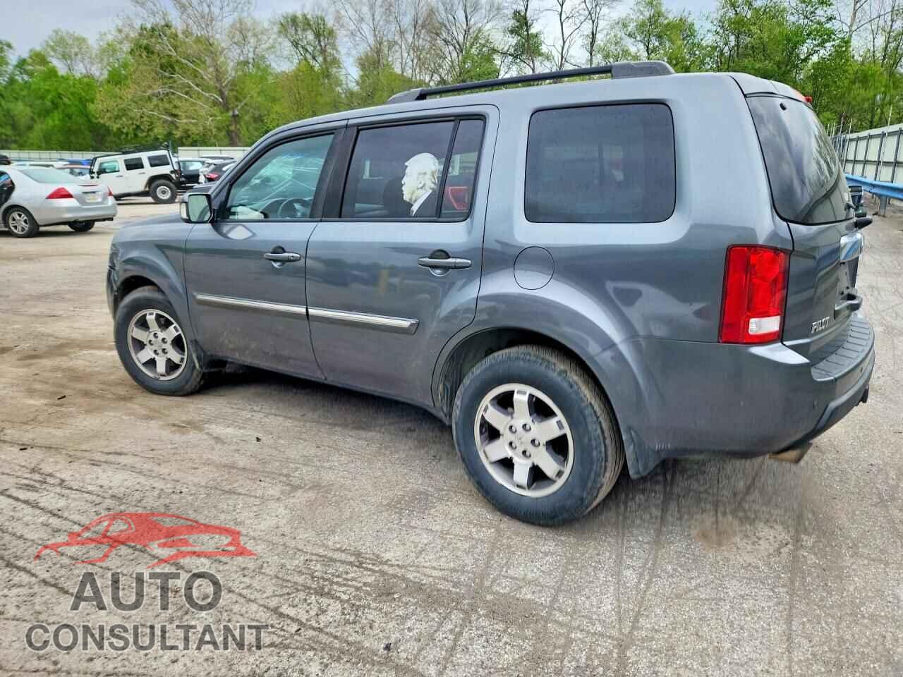 HONDA PILOT 2011 - 5FNYF4H91BB101838