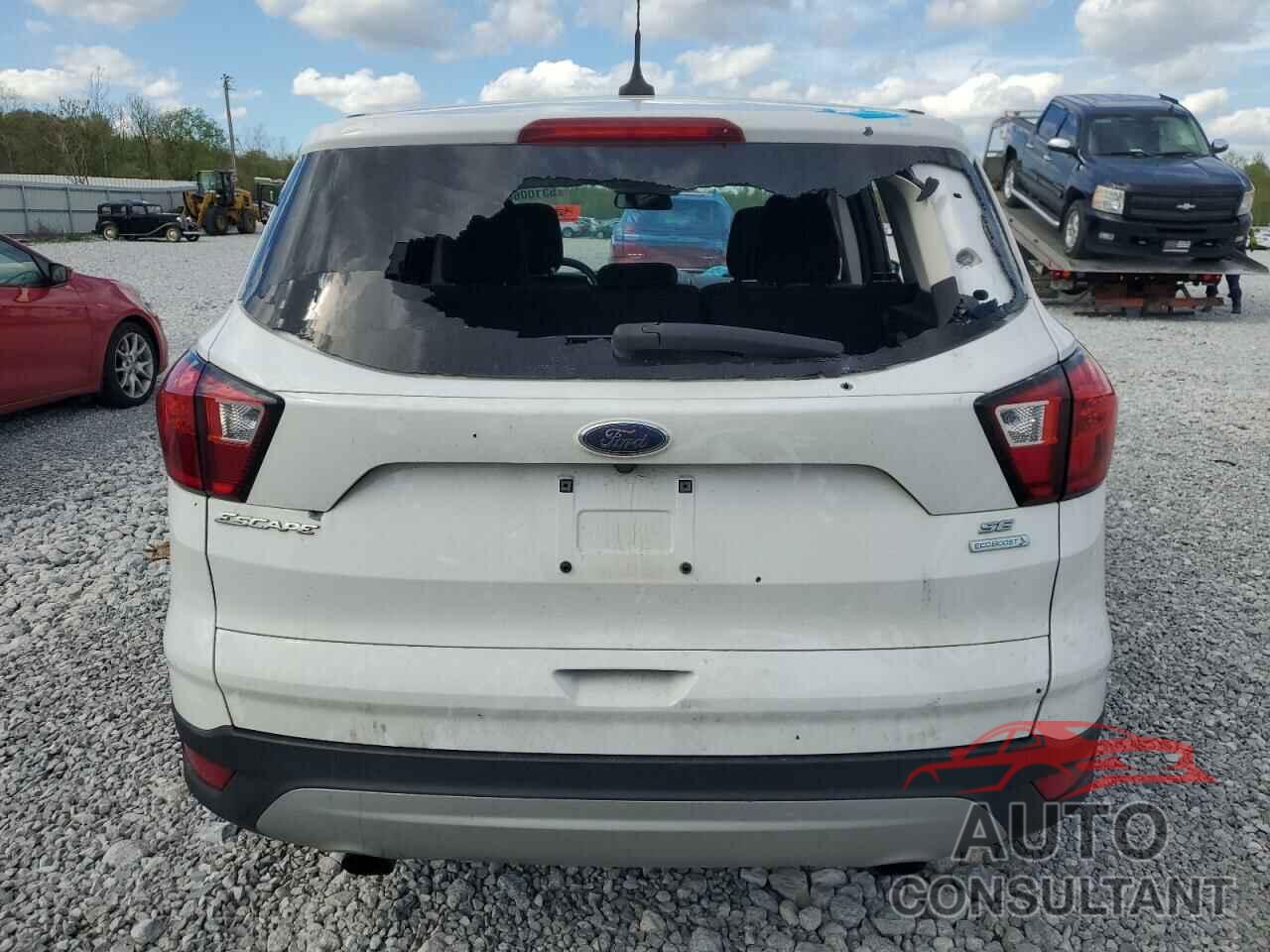 FORD ESCAPE 2019 - 1FMCU0GD9KUA94509