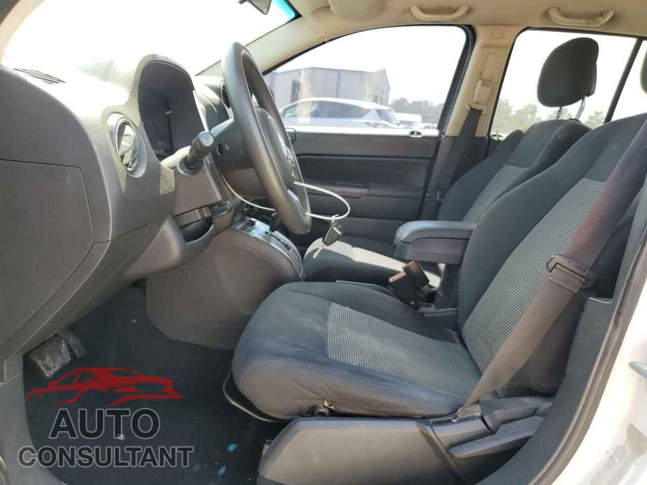JEEP COMPASS 2011 - 1J4NF1FB0BD278423