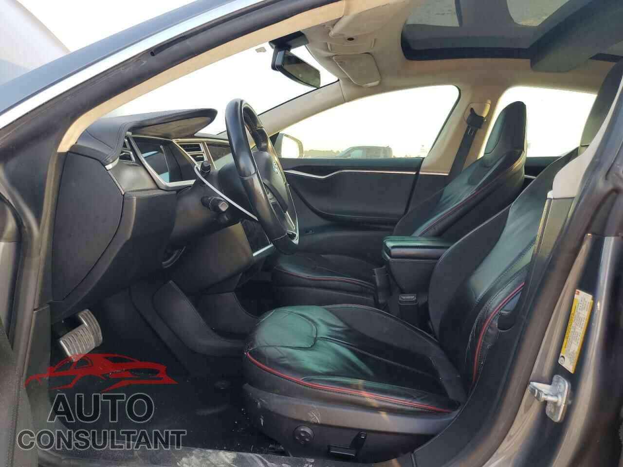 TESLA MODEL S 2013 - 5YJSA1CP6DFP13674