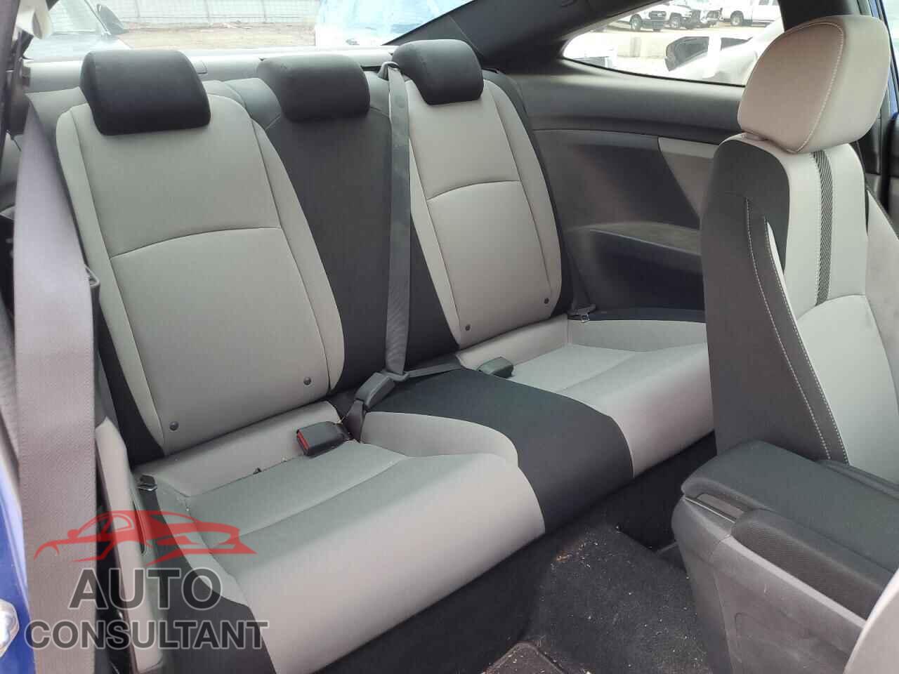 HONDA CIVIC 2017 - 2HGFC4B58HH305174