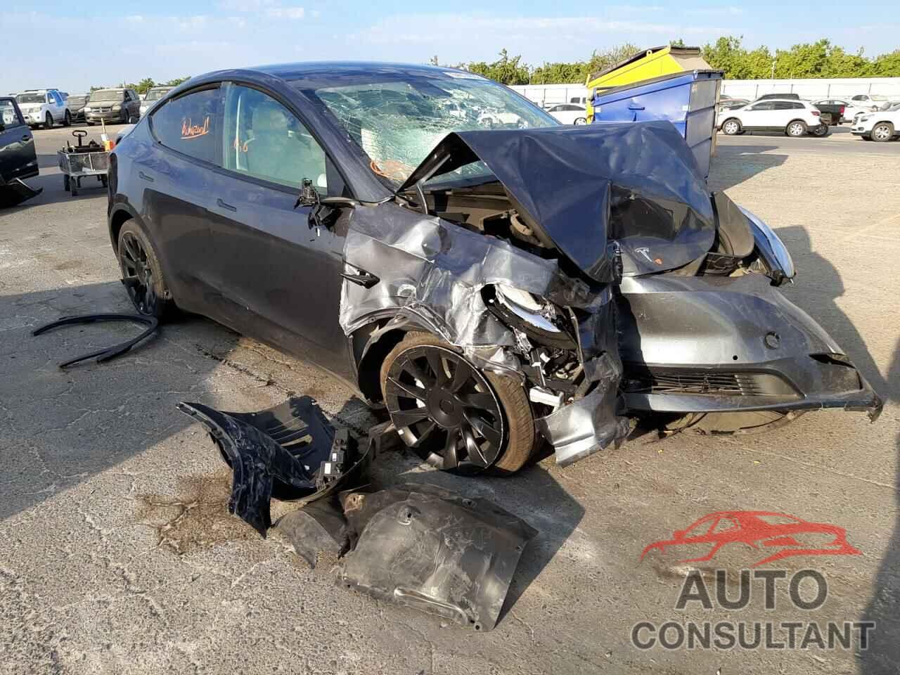 TESLA MODEL Y 2021 - 5YJYGAEE4MF216191