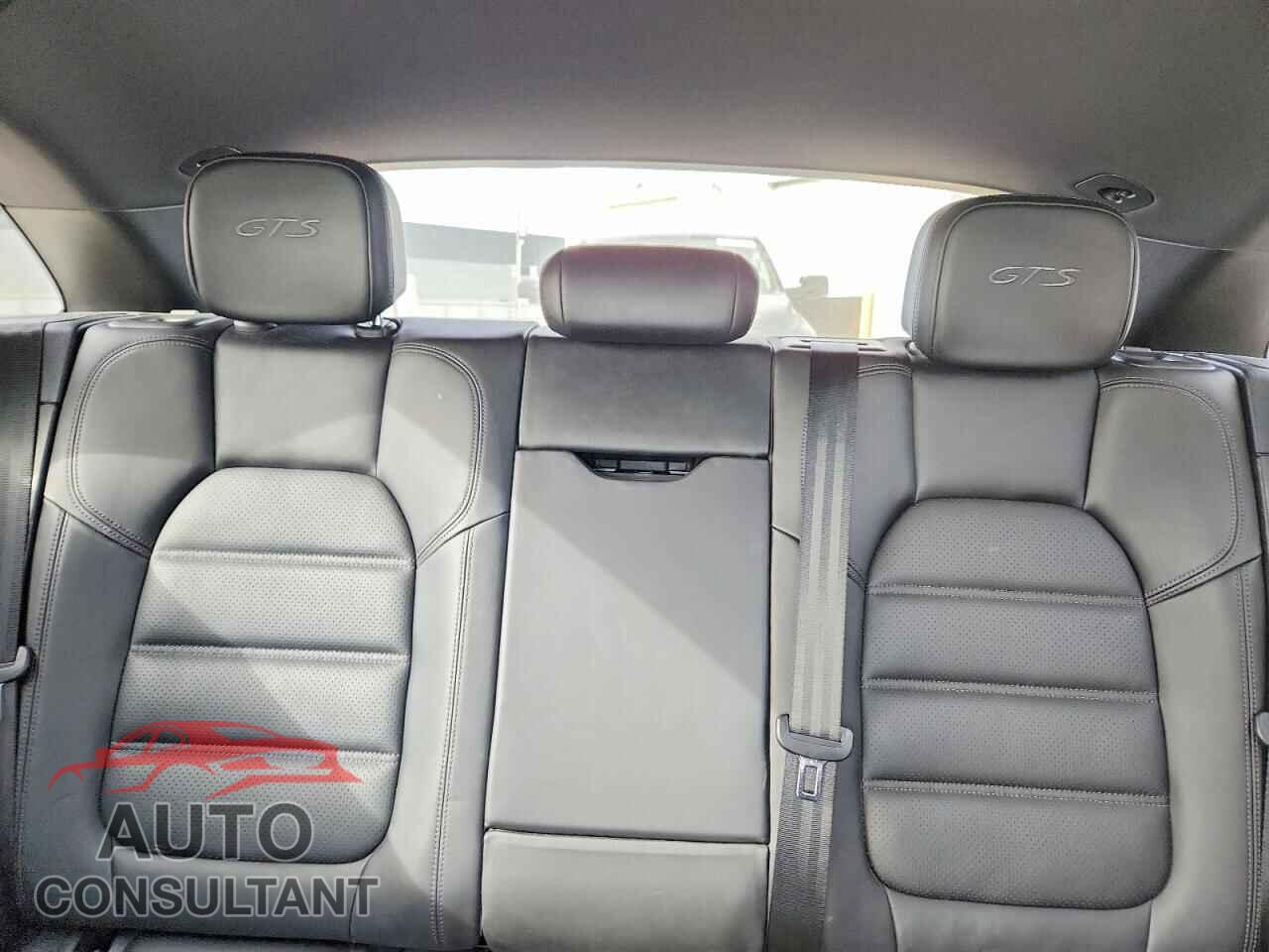 PORSCHE MACAN 2017 - WP1AG2A52HLB53395