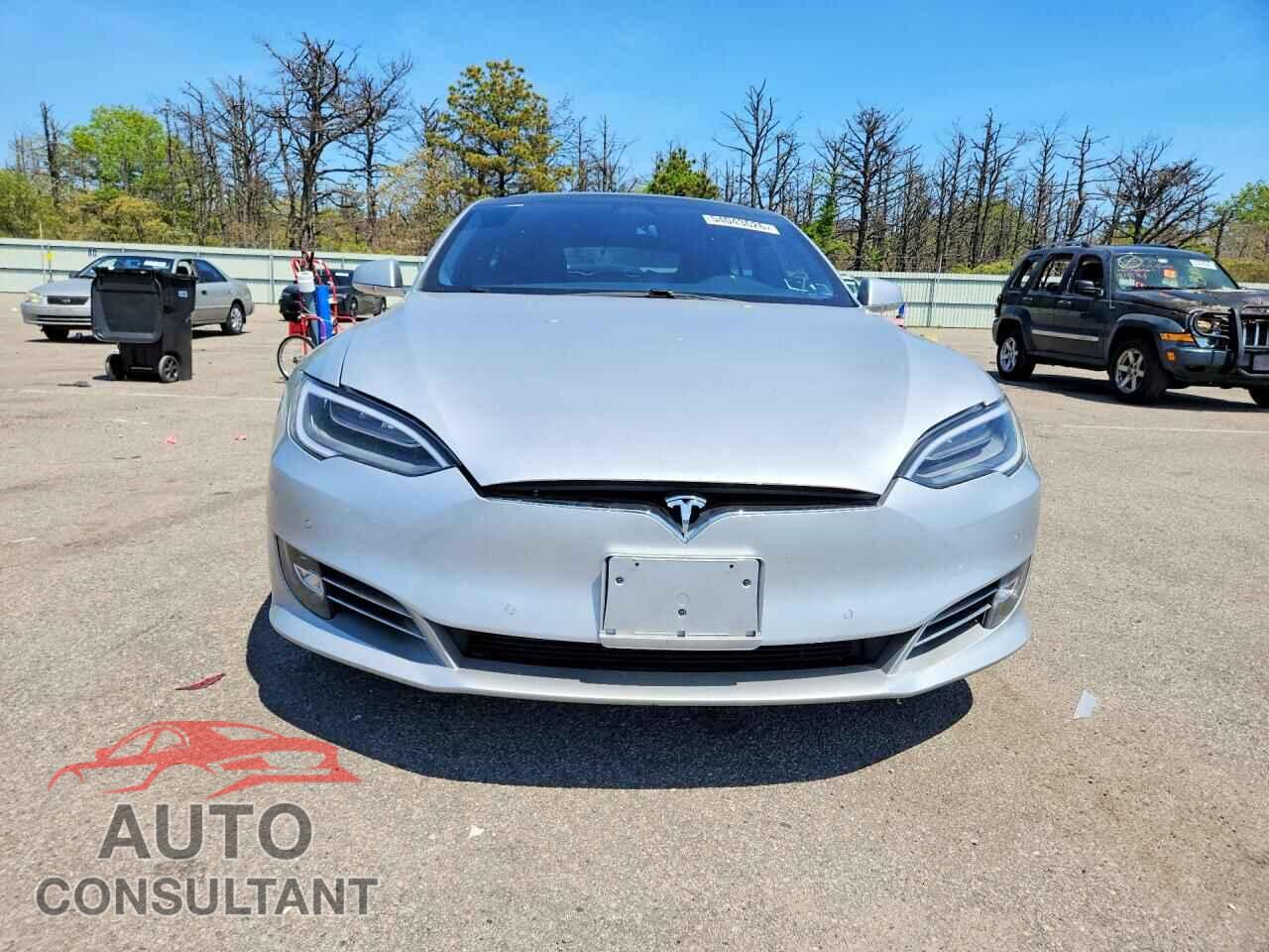 TESLA MODEL S 2017 - 5YJSA1E2XHF230373