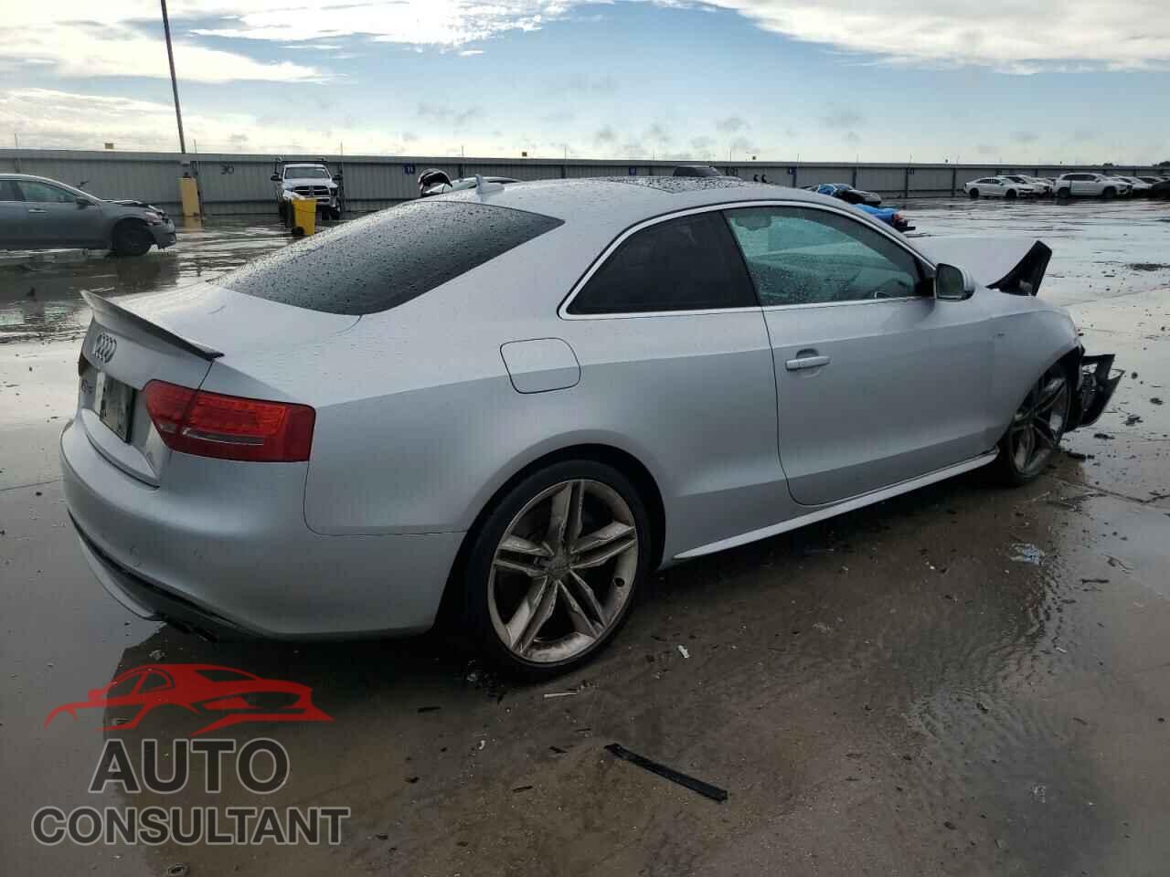 AUDI S5/RS5 2012 - WAUVVAFR7CA003458