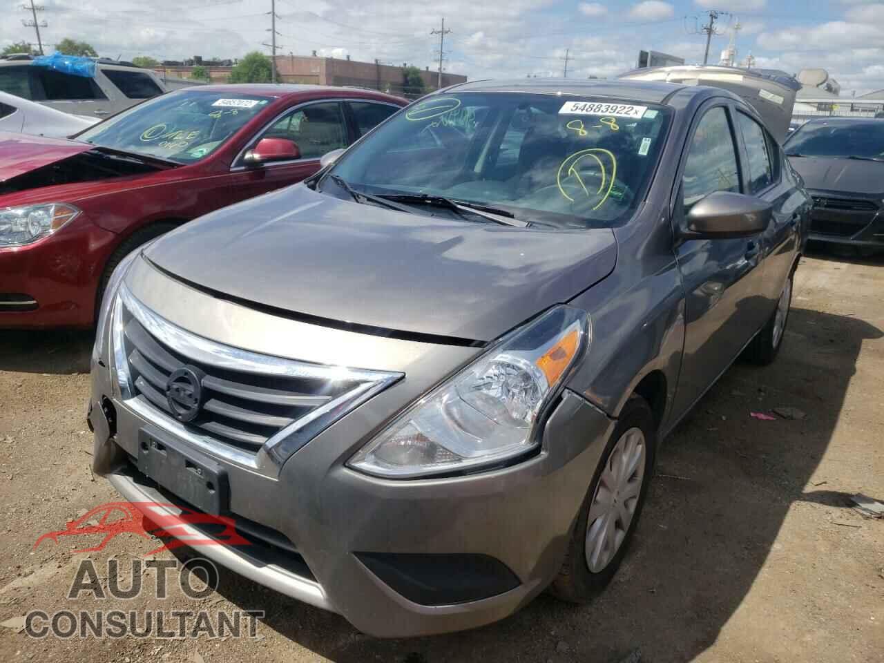 NISSAN VERSA 2017 - 3N1CN7AP7HL844427