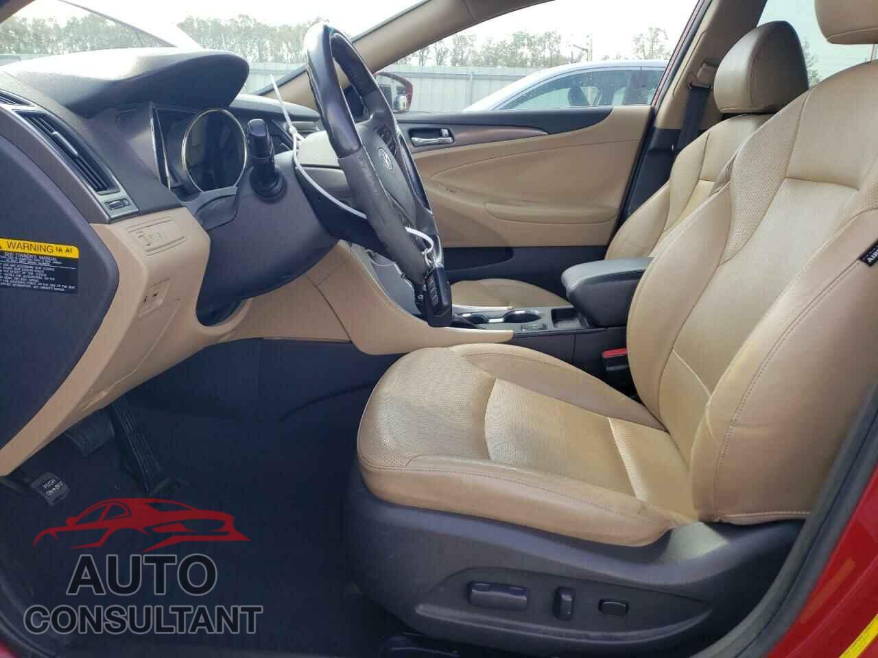 HYUNDAI SONATA 2011 - KMHEC4A41BA016447