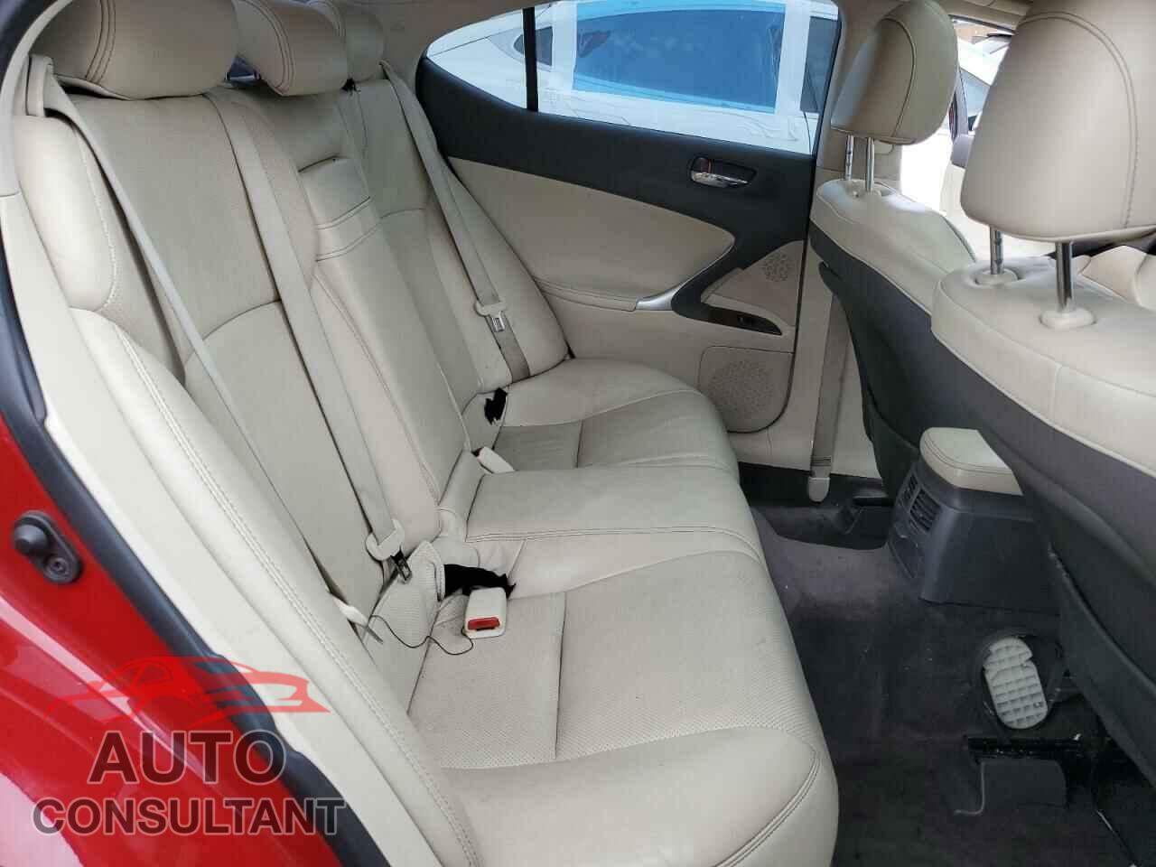 LEXUS IS 2010 - JTHBF5C20A5128503