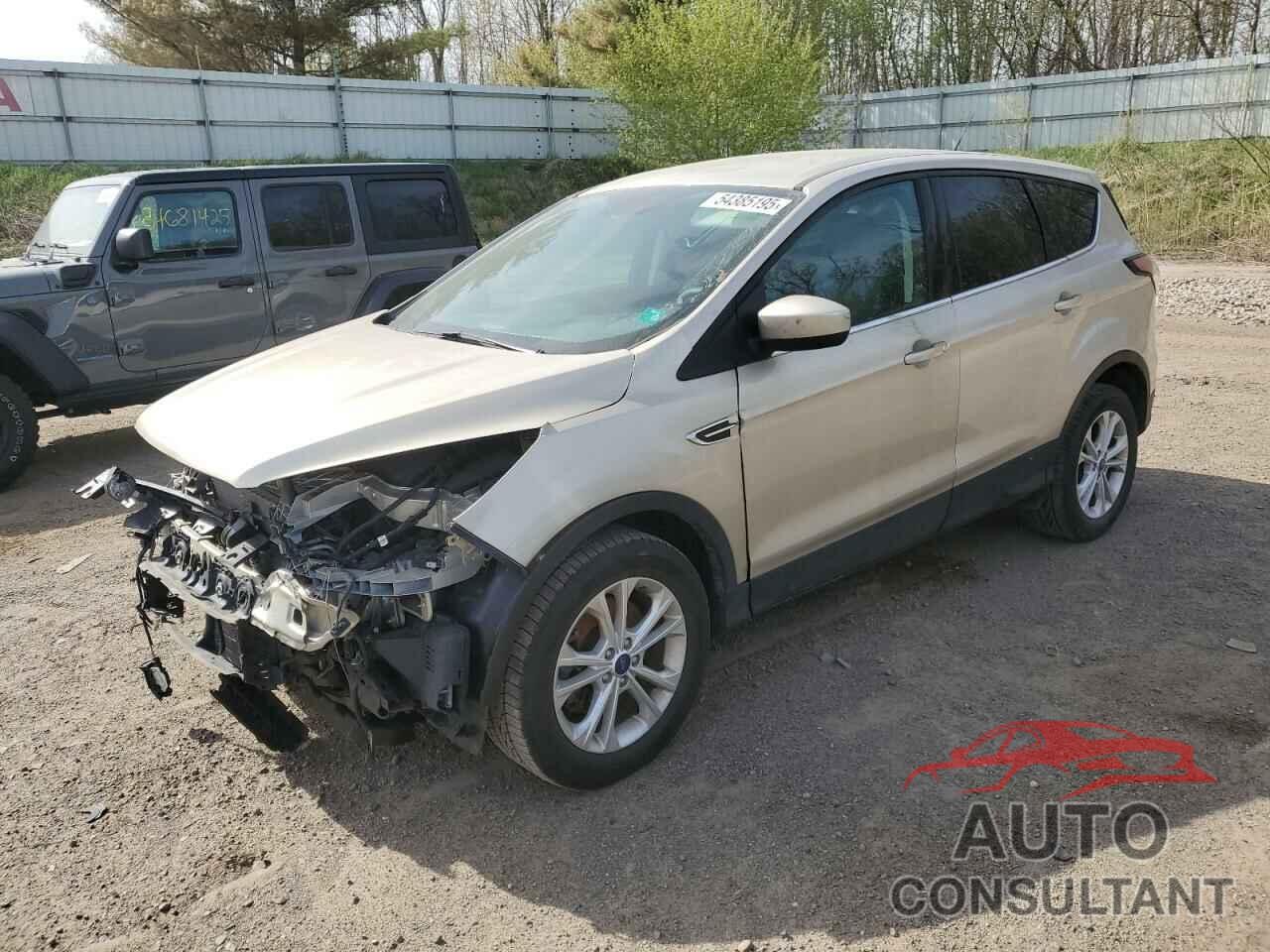 FORD ESCAPE 2017 - 1FMCU9GD5HUE96461