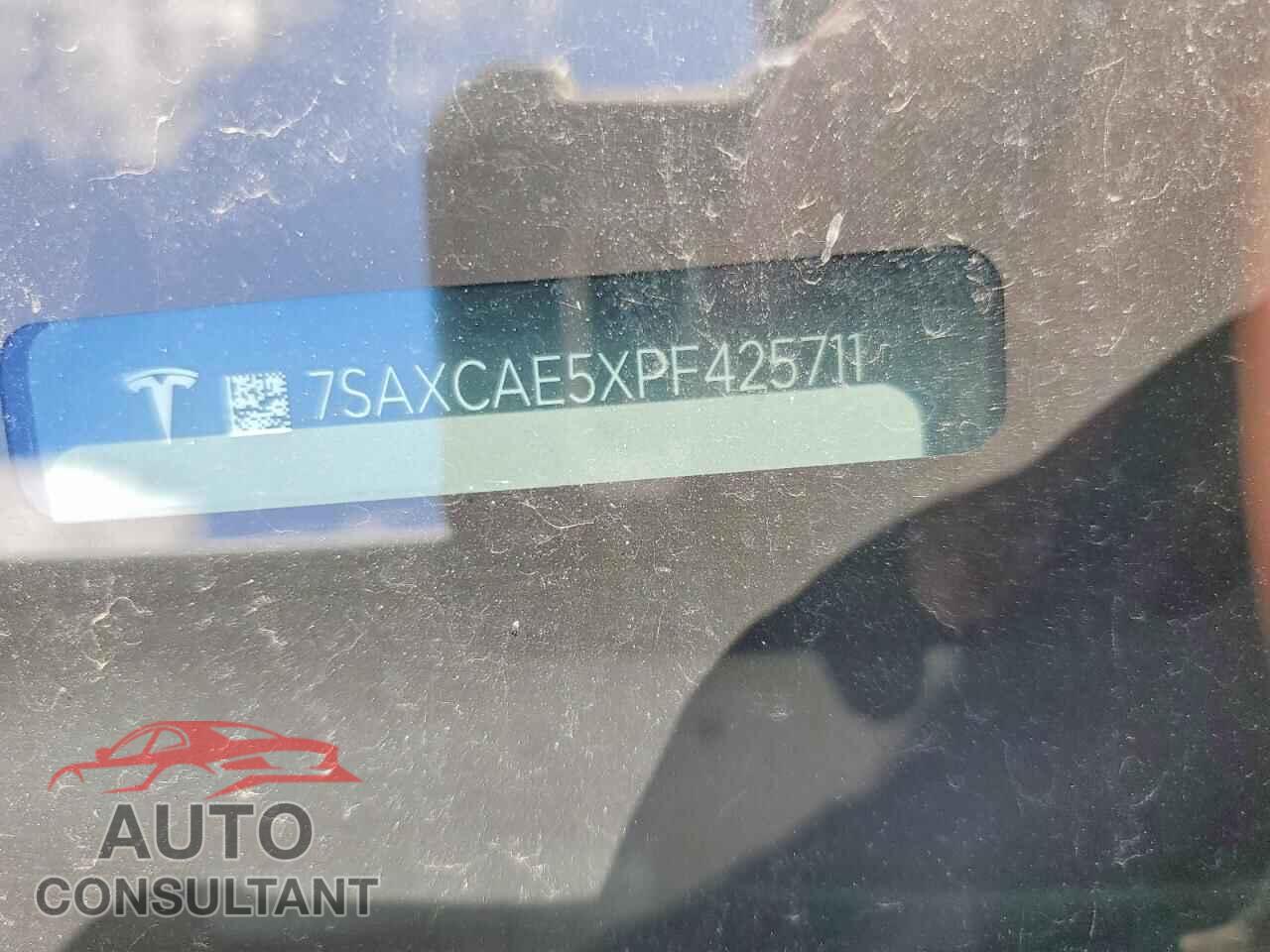 TESLA MODEL X 2023 - 7SAXCAE5XPF425711