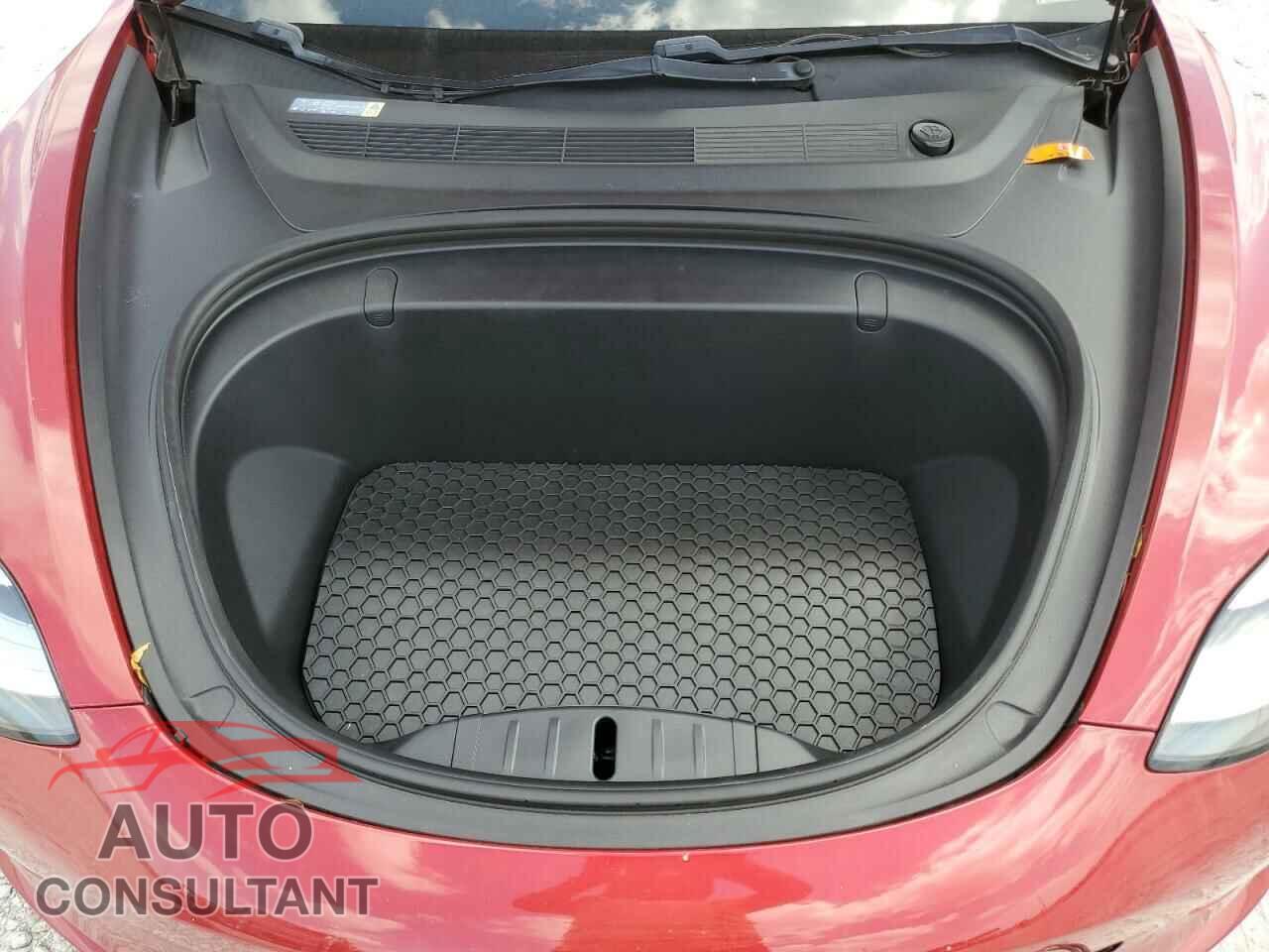 TESLA MODEL 3 2018 - 5YJ3E1EA5JF046027