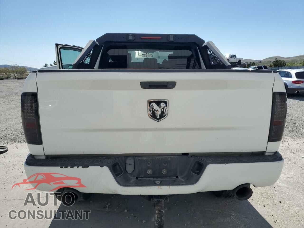 DODGE RAM 1500 2012 - 1C6RD7FT4CS142096