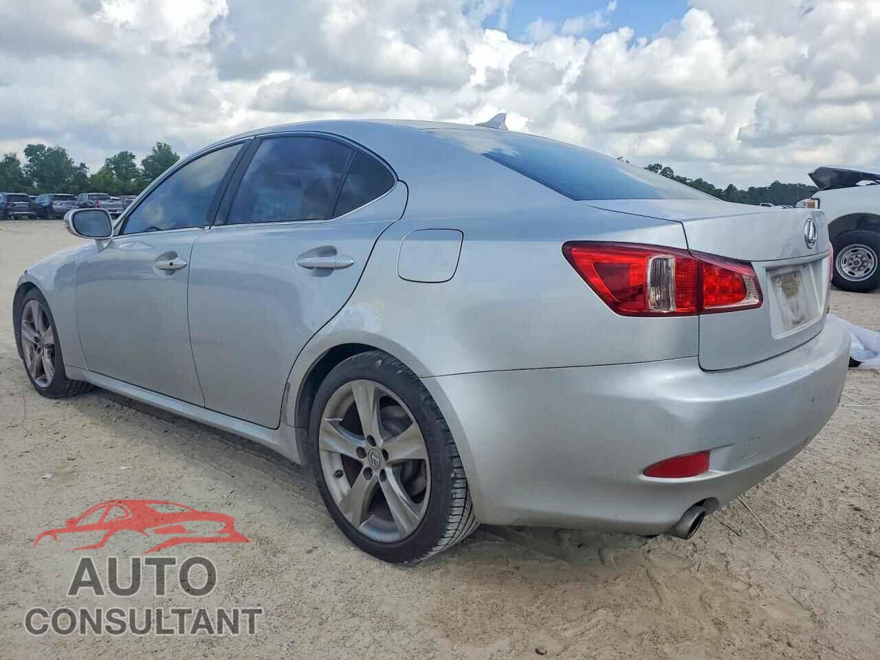 LEXUS IS 2011 - JTHBF5C24B5137299