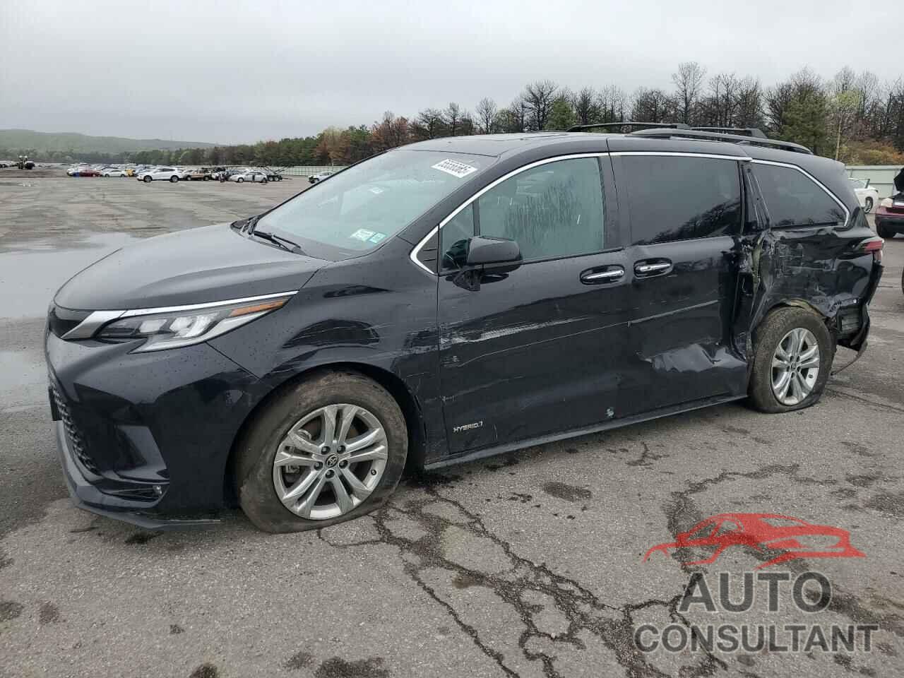 TOYOTA SIENNA 2021 - 5TDDSKFC1MS038008