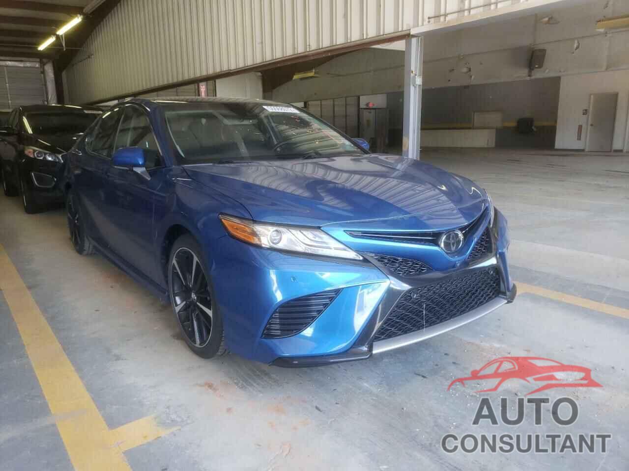 TOYOTA CAMRY 2018 - 4T1BZ1HK9JU019744