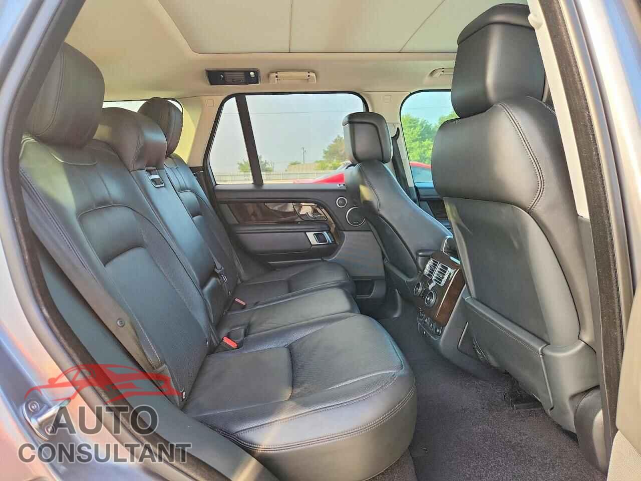 LAND ROVER RANGEROVER 2021 - SALGS2RU9MA455920