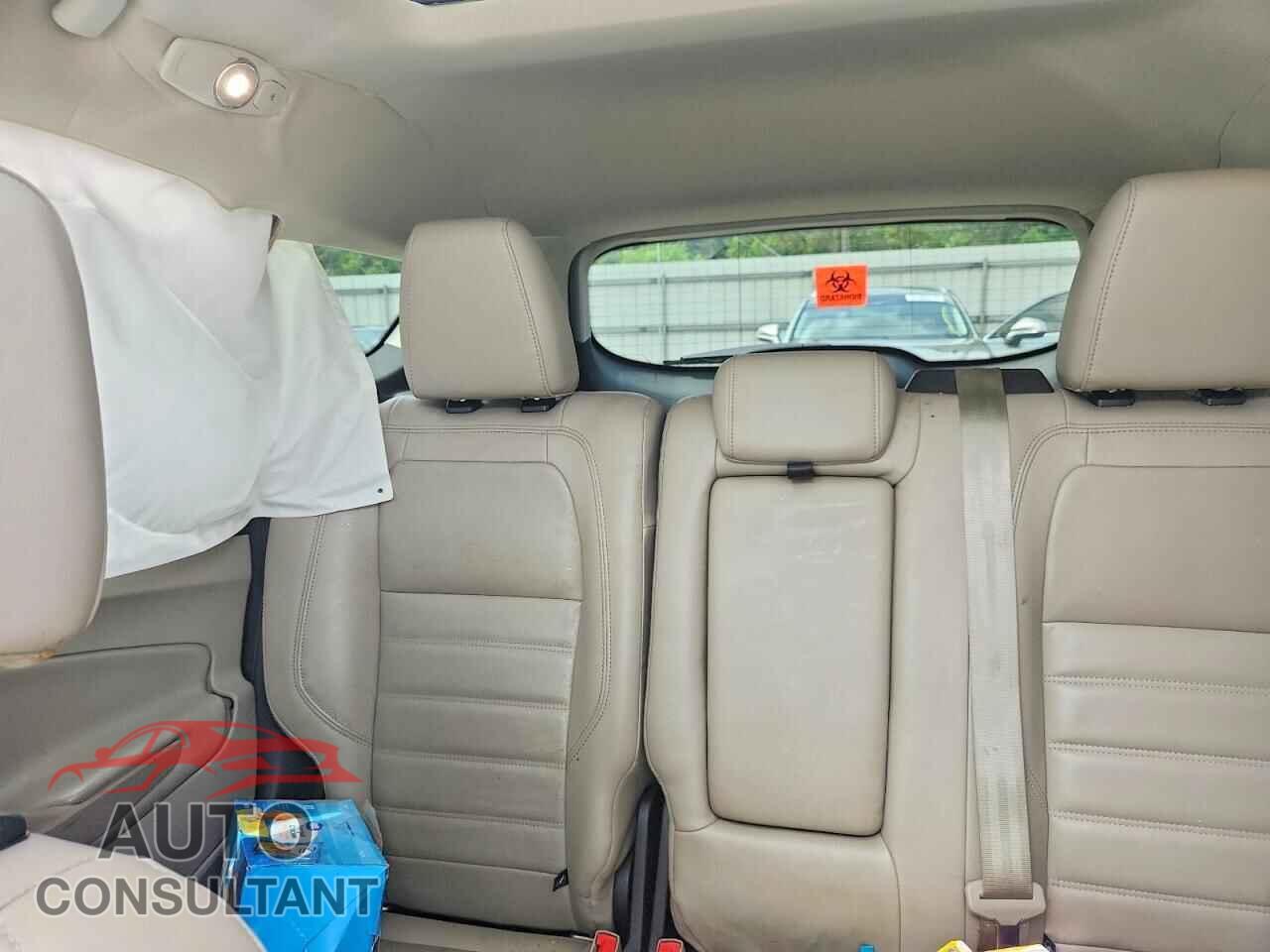 FORD ESCAPE 2017 - 1FMCU0JD6HUC27180