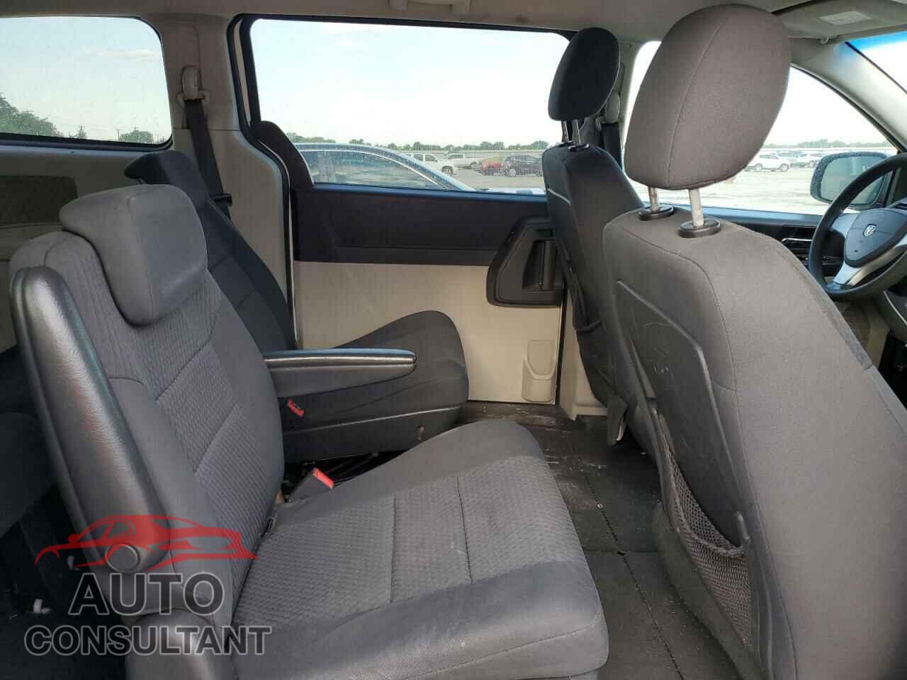 DODGE CARAVAN 2010 - 2D4RN4DE9AR237795