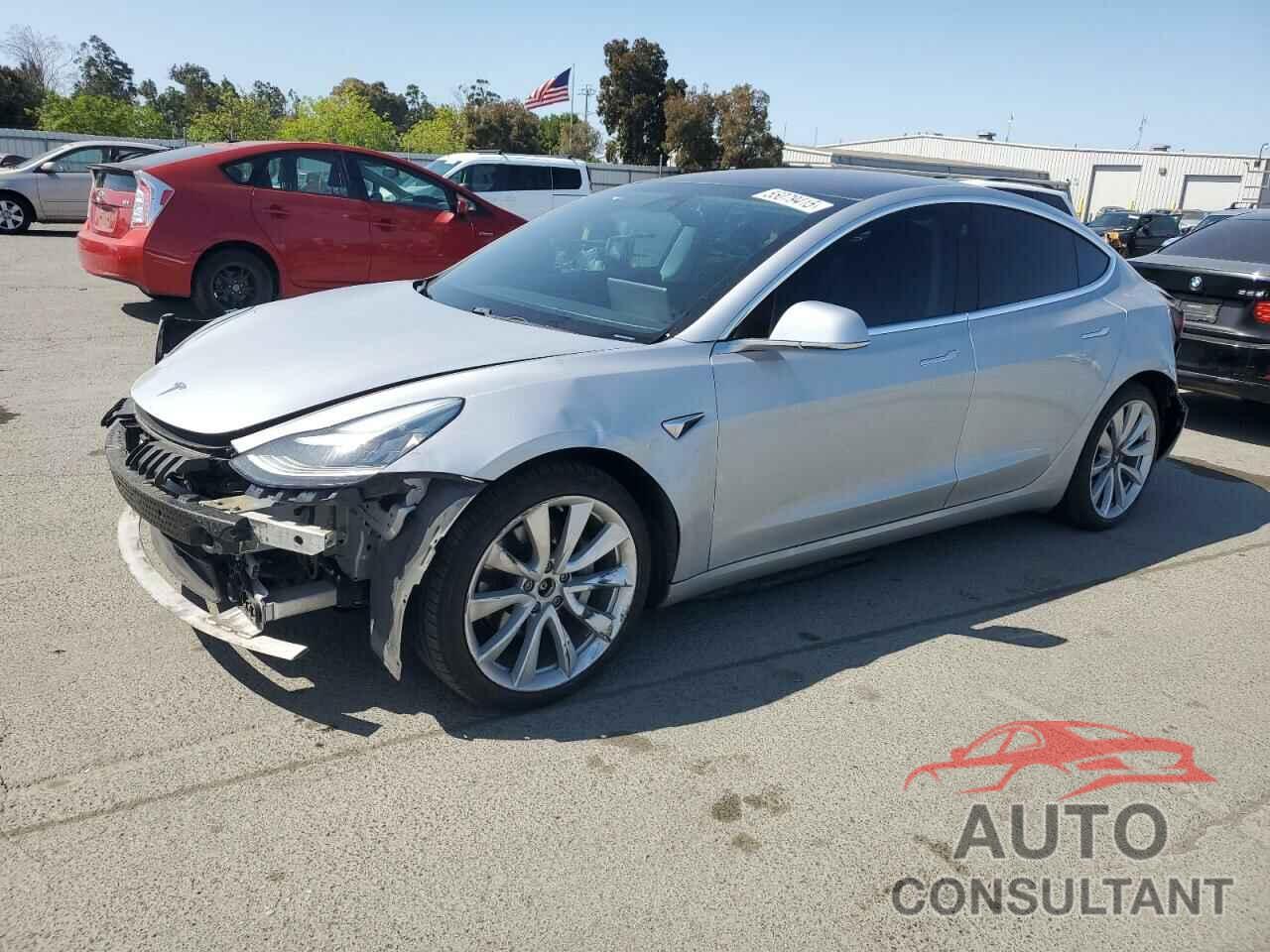 TESLA MODEL 3 2018 - 5YJ3E1EB4JF069307