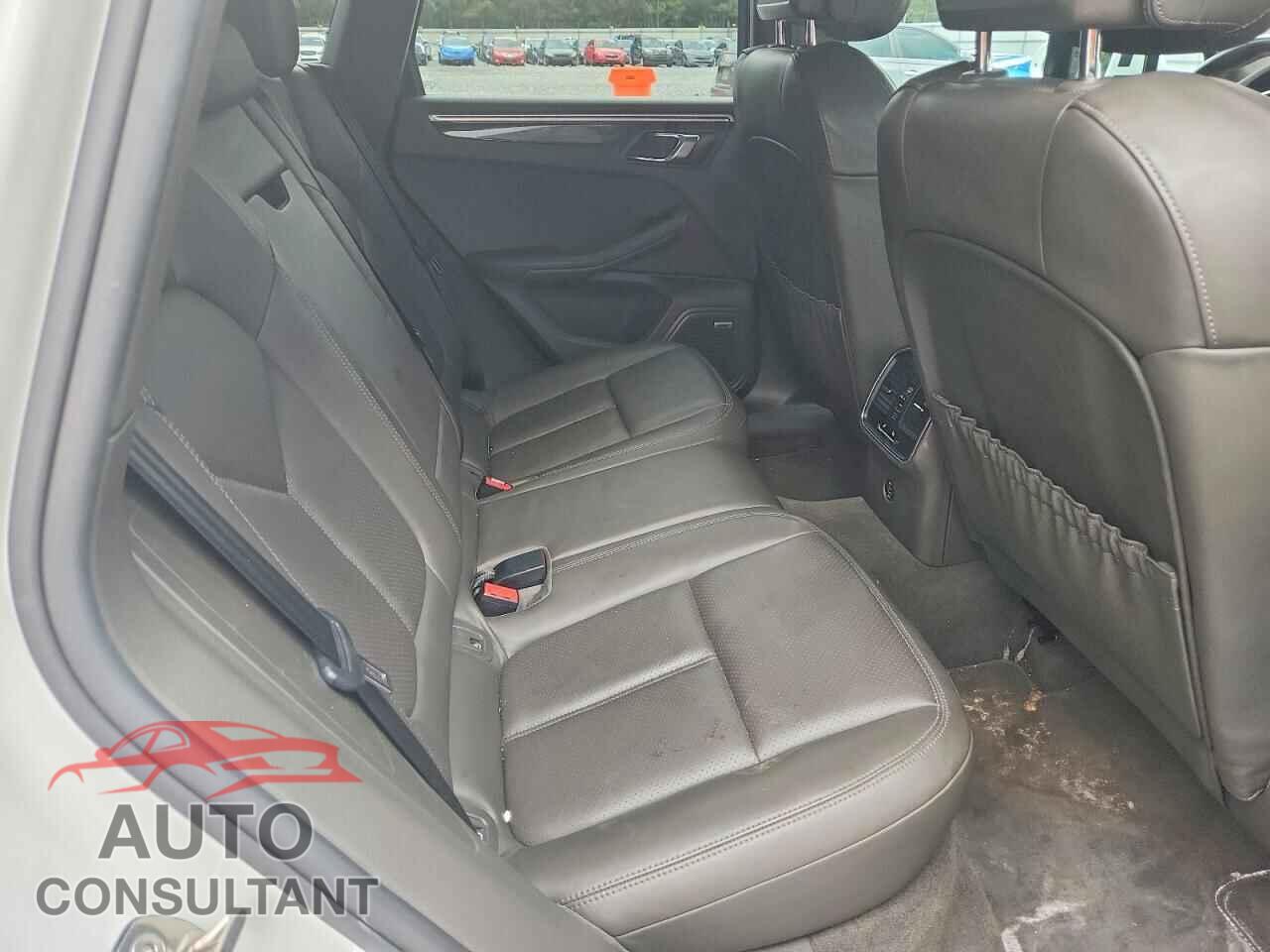 PORSCHE MACAN 2018 - WP1AA2A59JLB15153