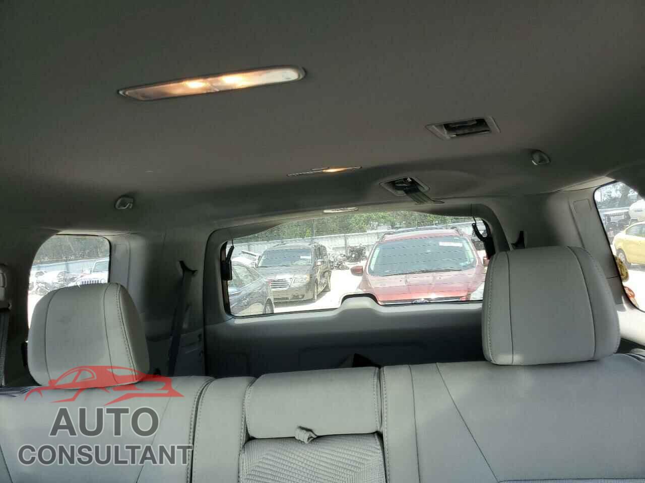 HONDA PILOT 2013 - 5FNYF3H2XDB002273