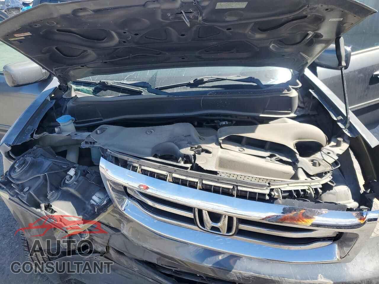 HONDA PILOT 2013 - 5FNYF4H49DB063606
