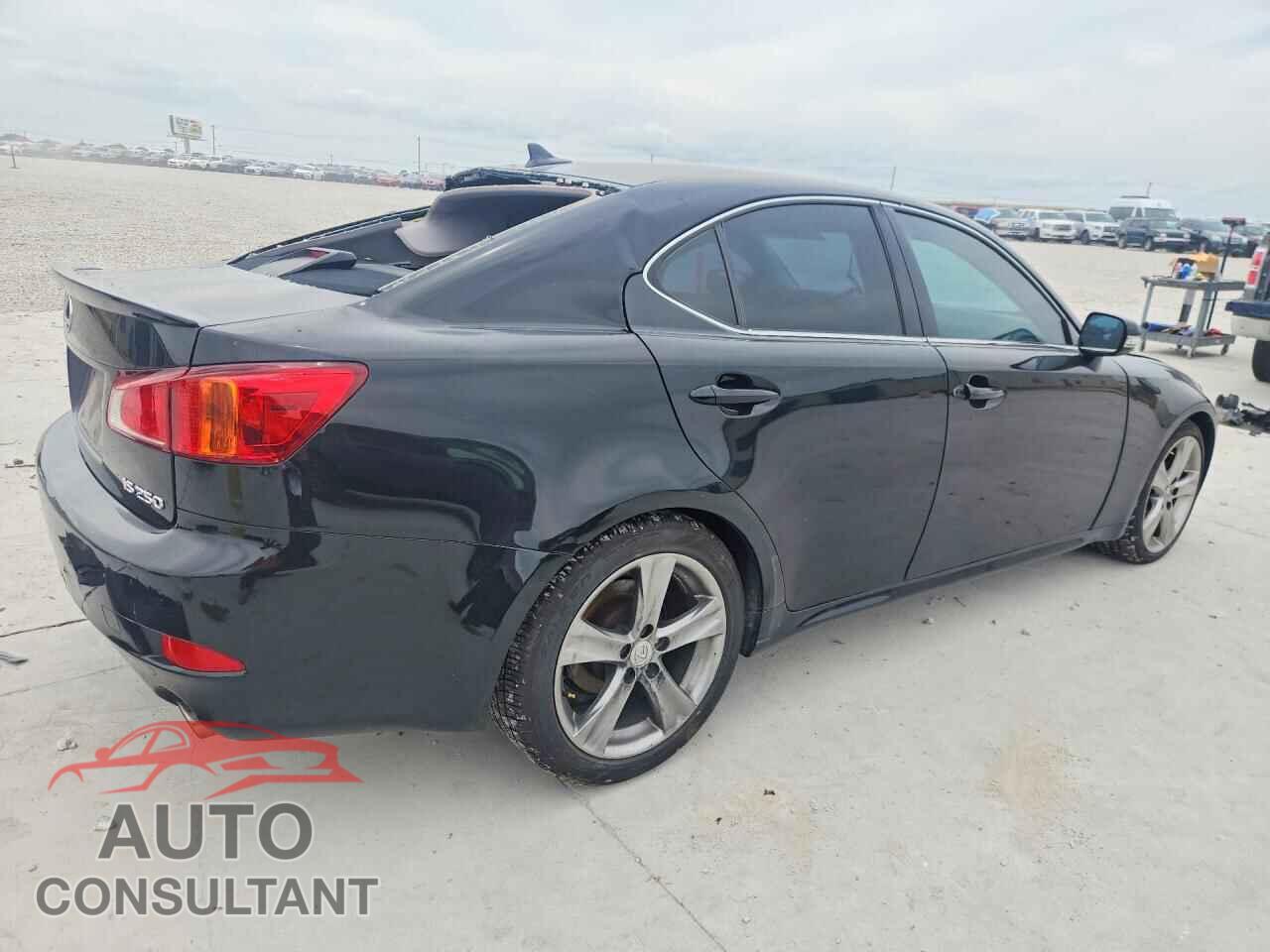LEXUS IS 2011 - JTHBF5C26B5145615