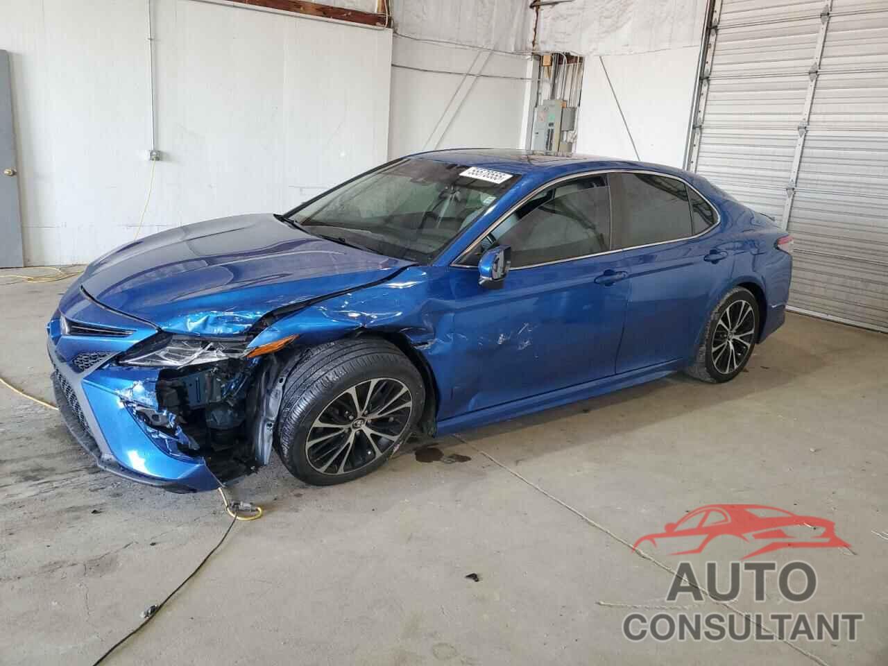 TOYOTA CAMRY 2018 - 4T1B11HK1JU001164