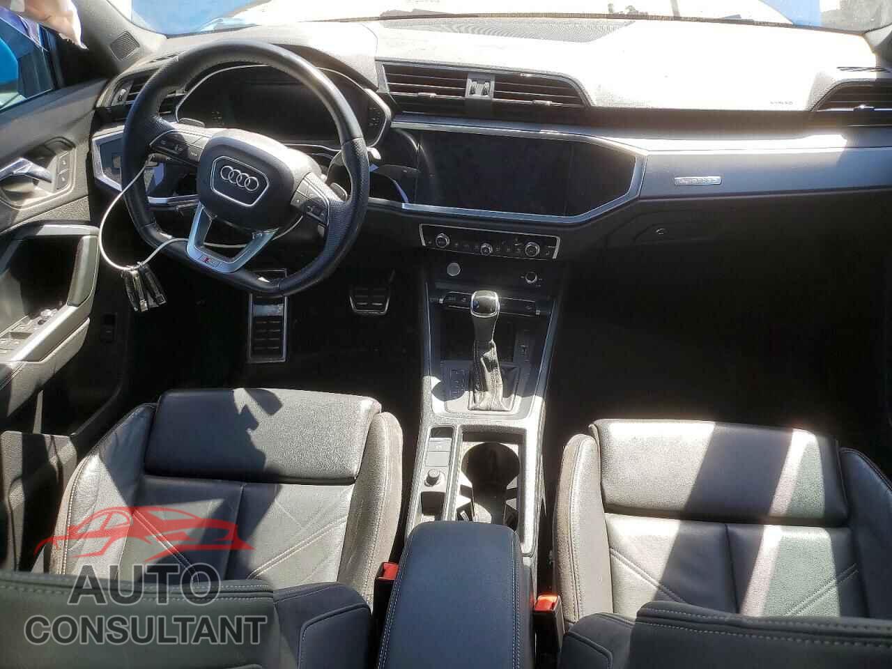 AUDI Q3 2020 - WA1EECF39L1005247