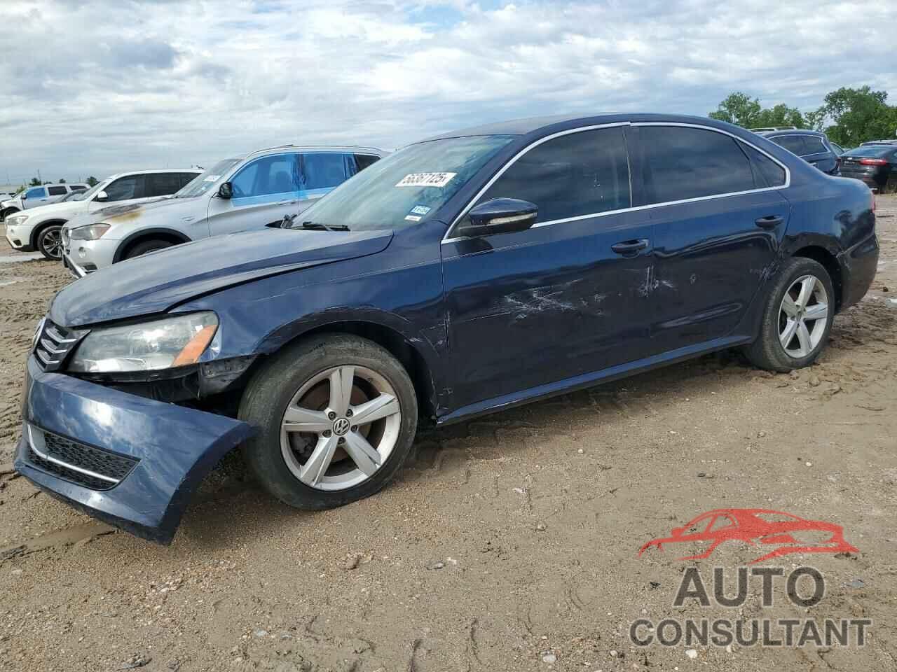 VOLKSWAGEN PASSAT 2012 - 1VWBH7A36CC085414