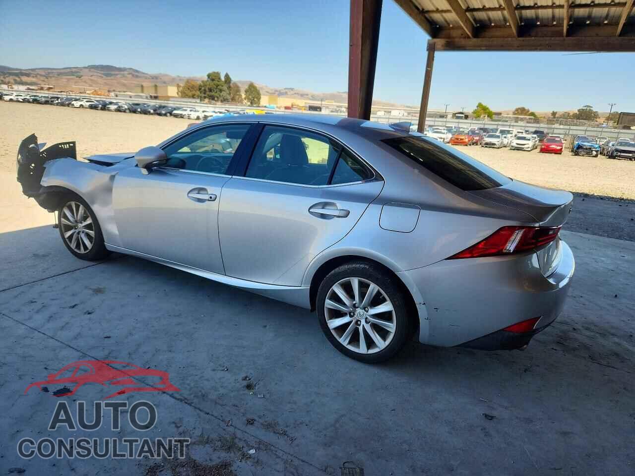 LEXUS IS 2015 - JTHBF1D22F5050661