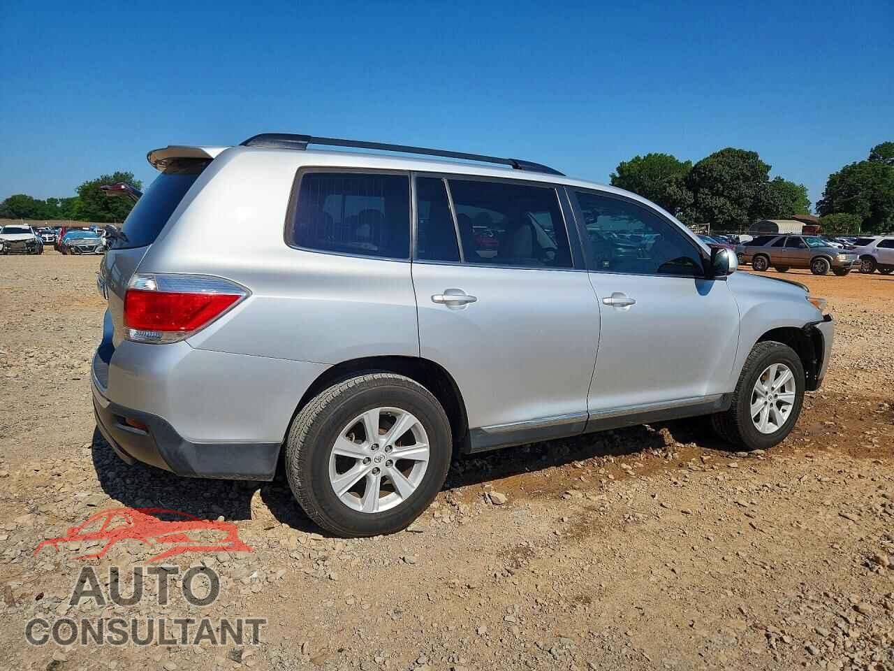 TOYOTA HIGHLANDER 2012 - 5TDZK3EH8CS057002