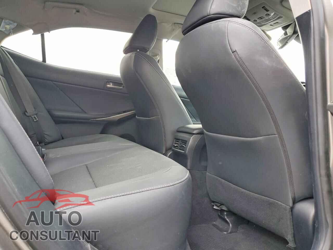 LEXUS IS 2019 - JTHBA1D25K5085333