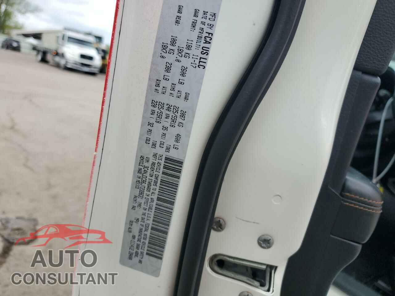 JEEP COMPASS 2018 - 3C4NJDCB6JT239631