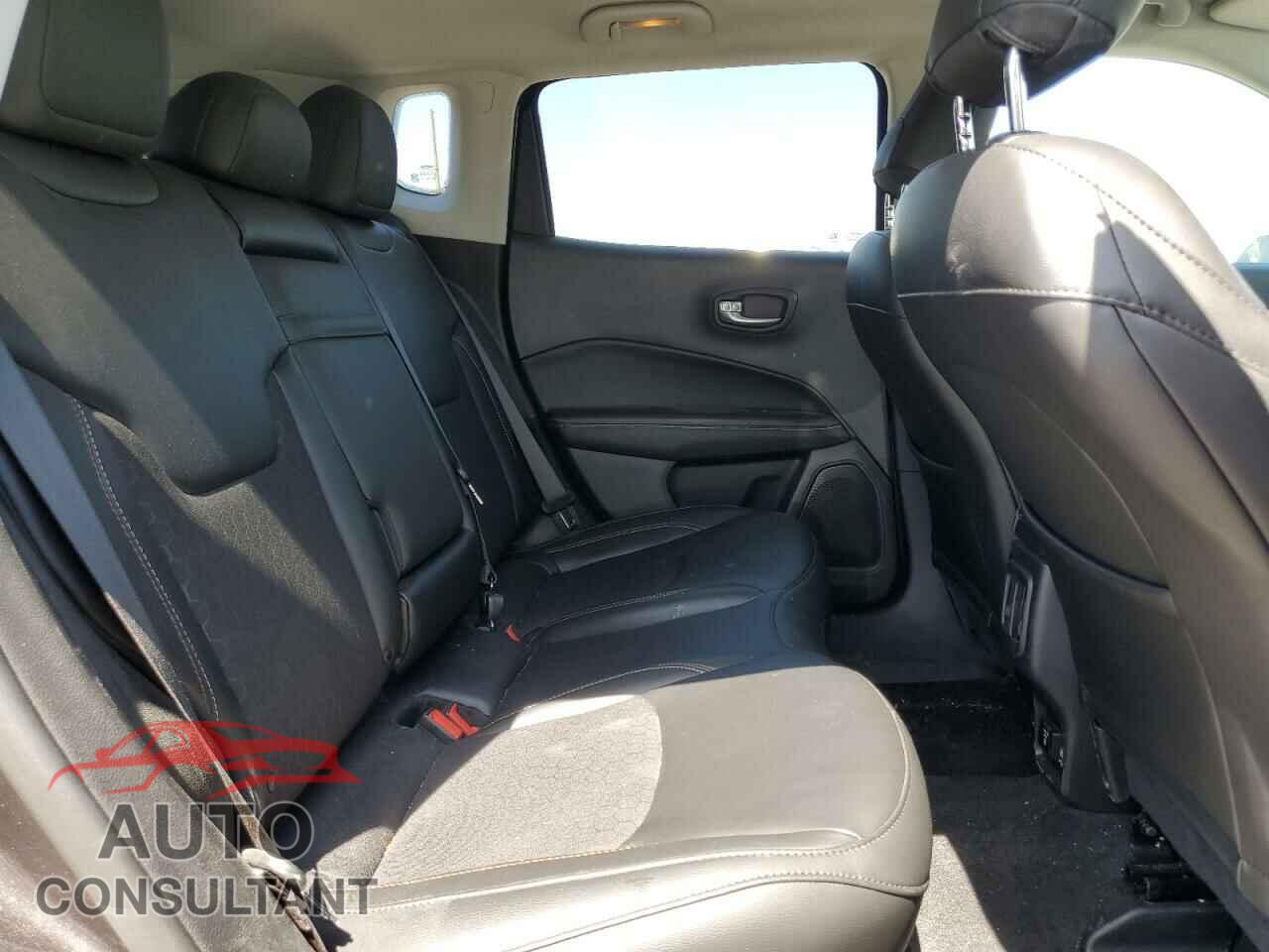 JEEP COMPASS 2019 - 3C4NJDBB1KT849701
