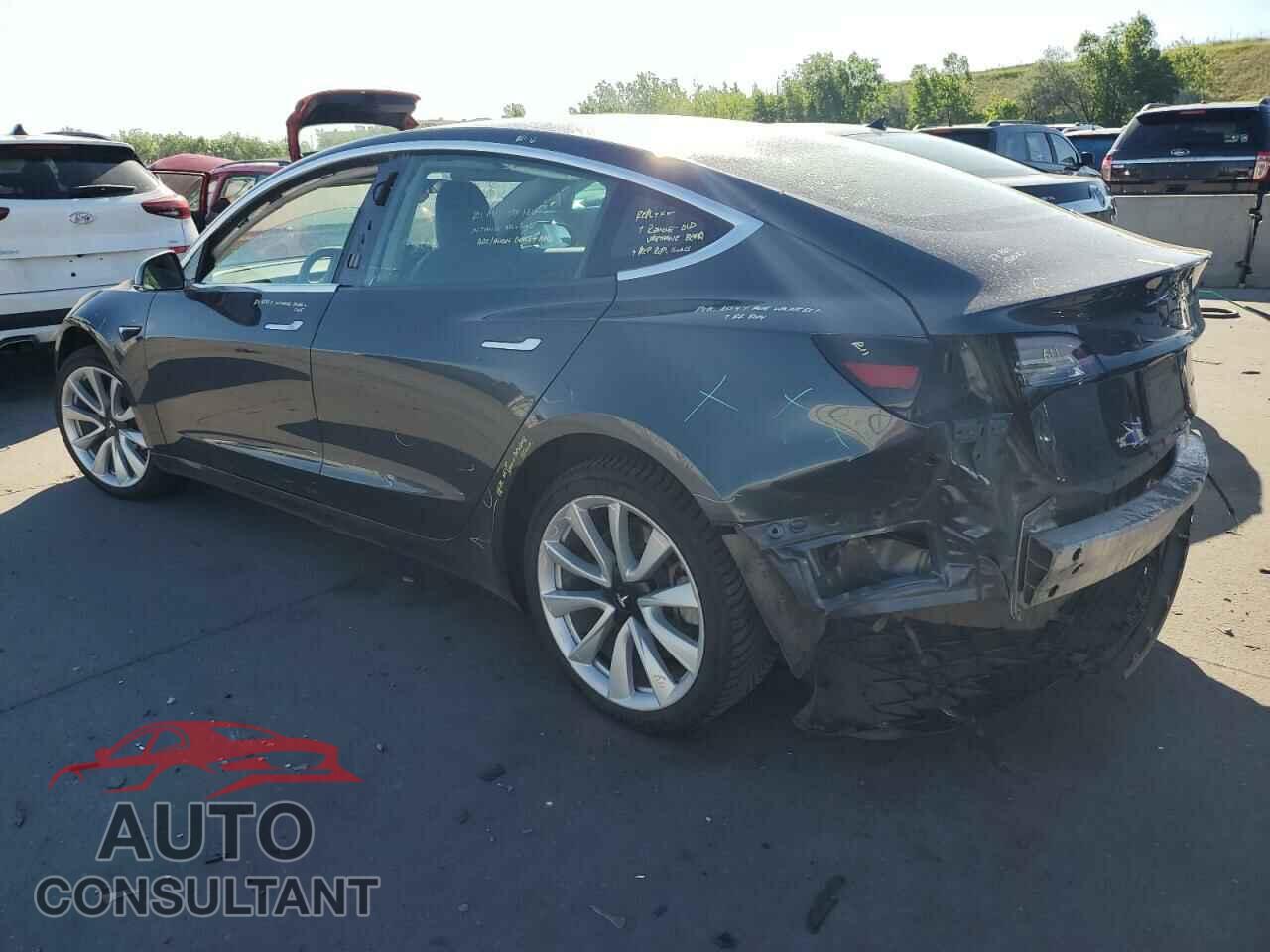 TESLA MODEL 3 2019 - 5YJ3E1EBXKF453898