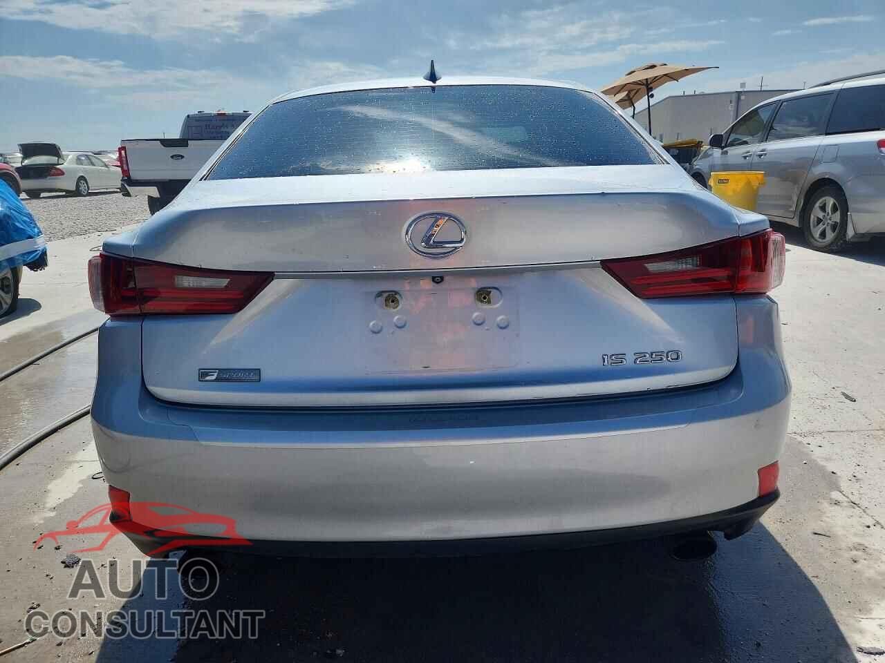 LEXUS IS 2015 - JTHBF1D26F5051764