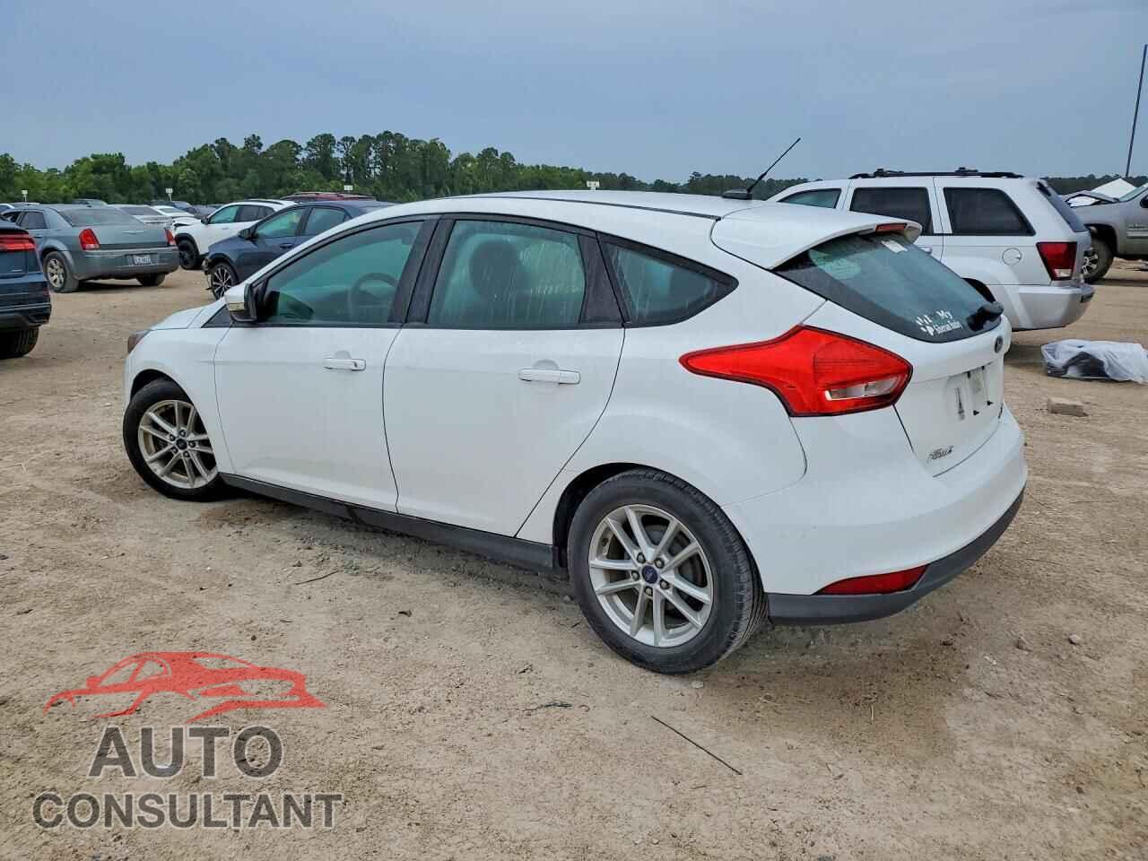 FORD FOCUS 2015 - 1FADP3K2XFL223740