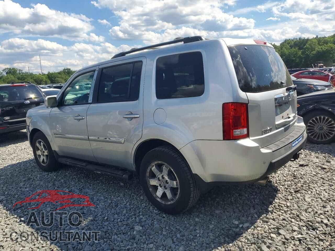 HONDA PILOT 2011 - 5FNYF4H9XBB053157