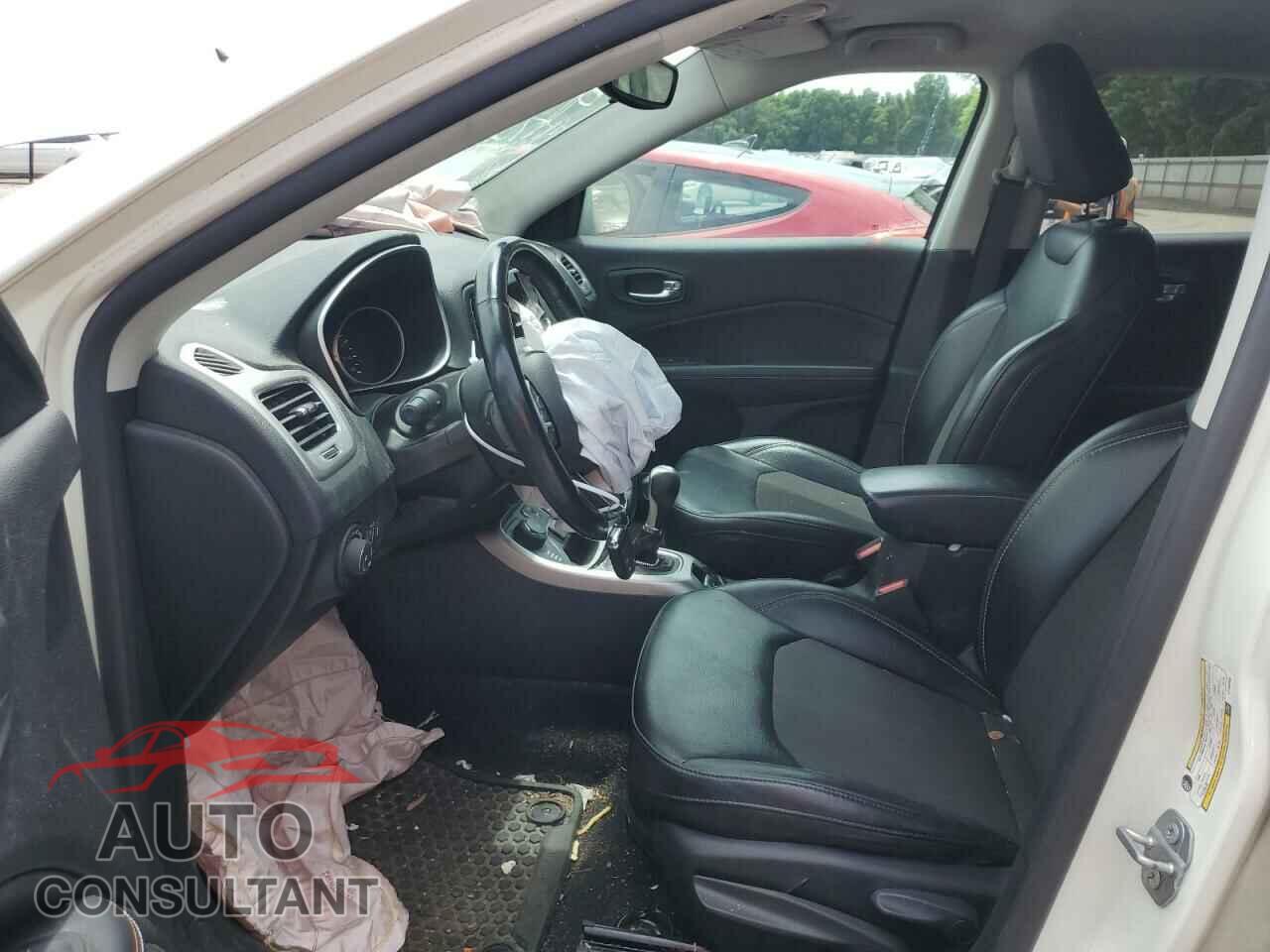 JEEP COMPASS 2020 - 3C4NJDBB1LT160355