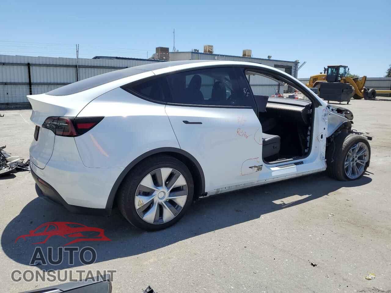 TESLA MODEL Y 2023 - 7SAYGDED4PF934193
