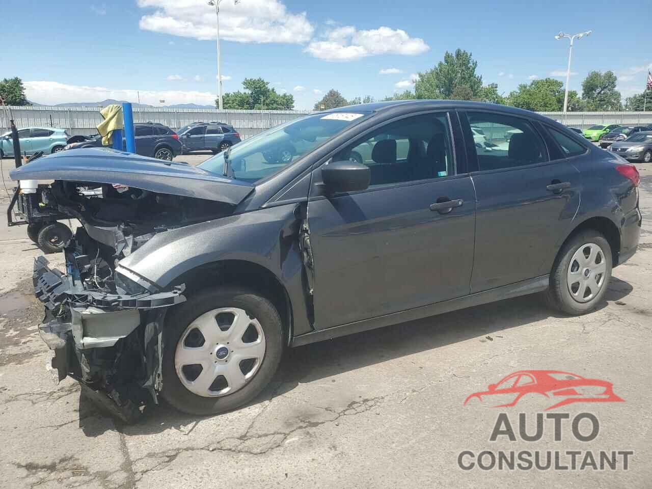 FORD FOCUS 2017 - 1FADP3E28HL254385