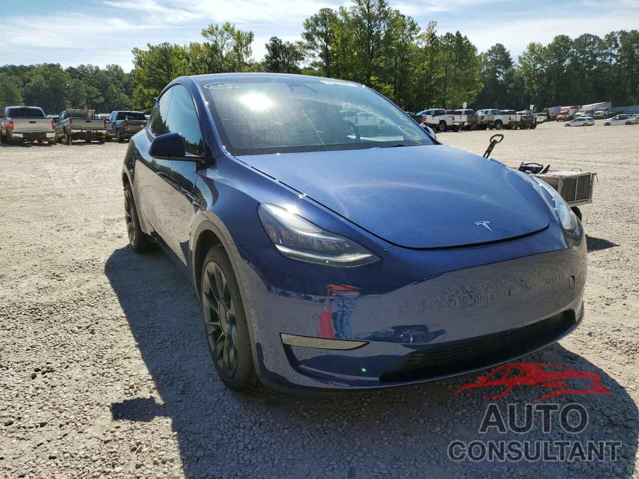 TESLA MODEL Y 2021 - 5YJYGDEE4MF111507