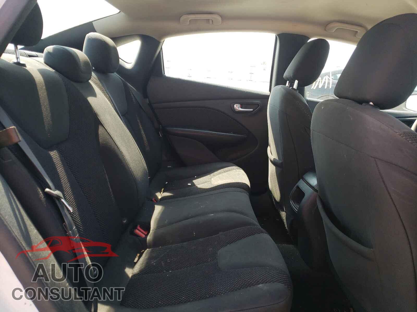 DODGE DART 2016 - 1C3CDFAA3GD564793