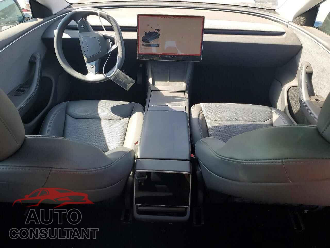 TESLA MODEL 3 2024 - 5YJ3E1EA2RF726169