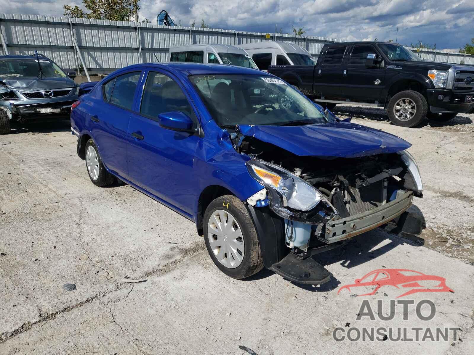 NISSAN VERSA 2017 - 3N1CN7AP9HL863576
