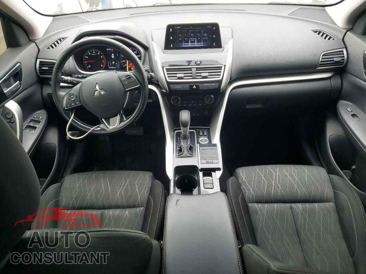 MITSUBISHI ECLIPSE 2018 - JA4AT5AA1JZ050171