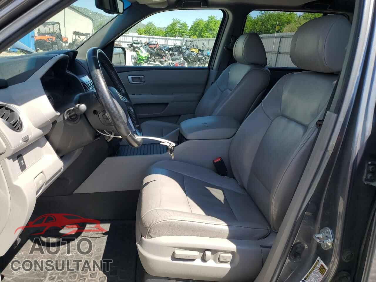 HONDA PILOT 2013 - 5FNYF4H55DB020194